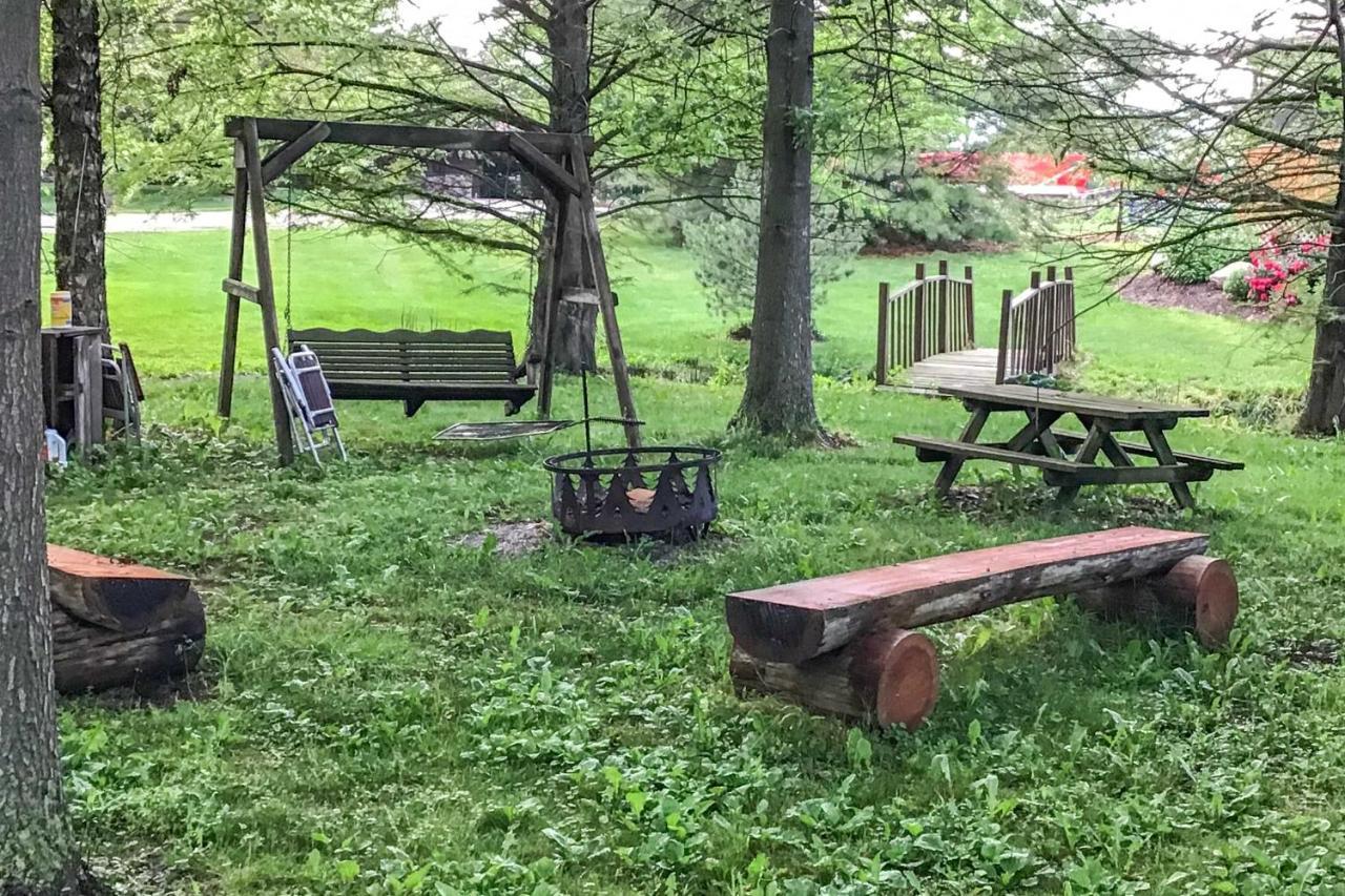 Nappanee Honey House Cabin - A Quiet Countryside Retreat! מראה חיצוני תמונה