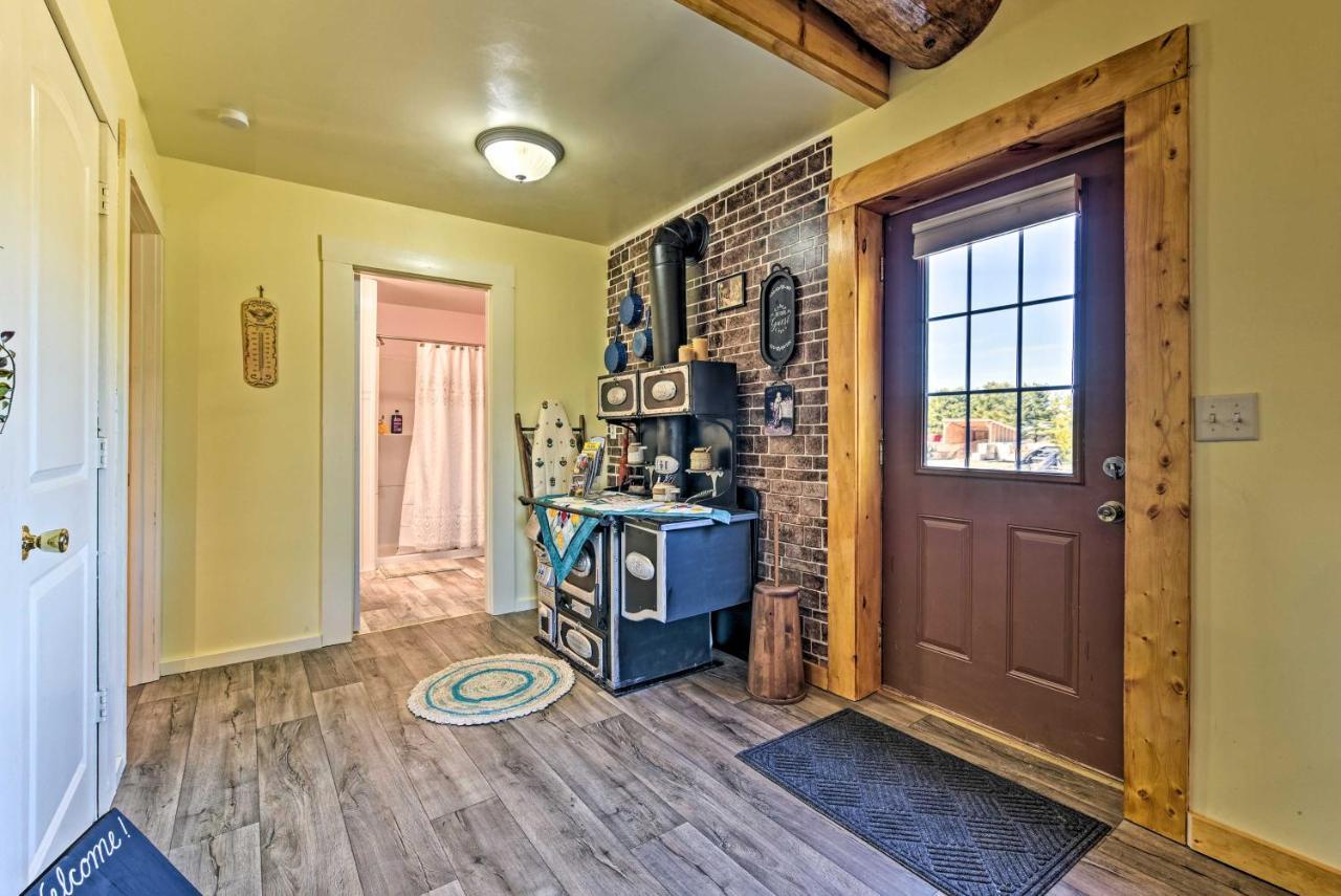 Nappanee Honey House Cabin - A Quiet Countryside Retreat! מראה חיצוני תמונה
