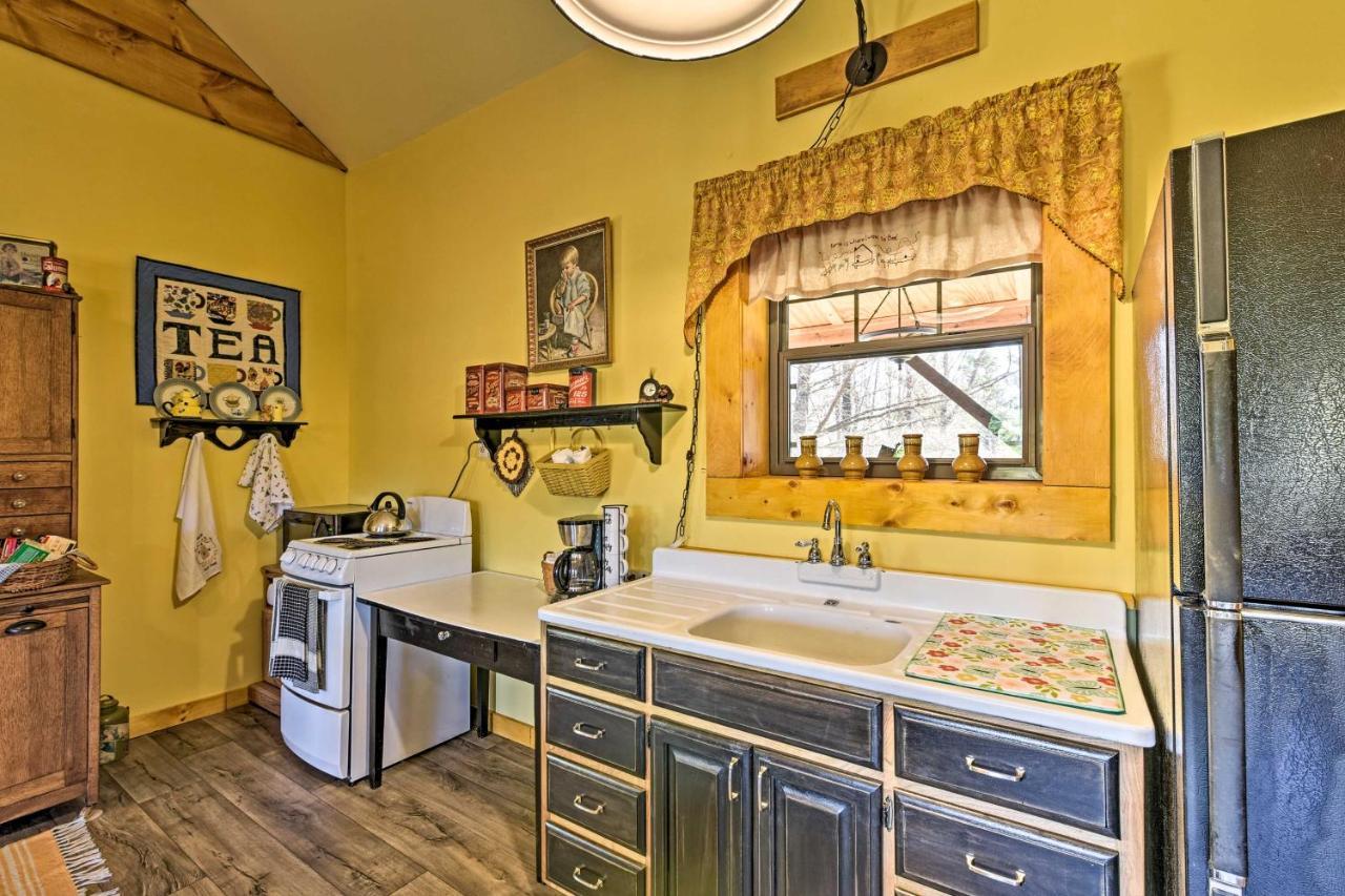 Nappanee Honey House Cabin - A Quiet Countryside Retreat! מראה חיצוני תמונה