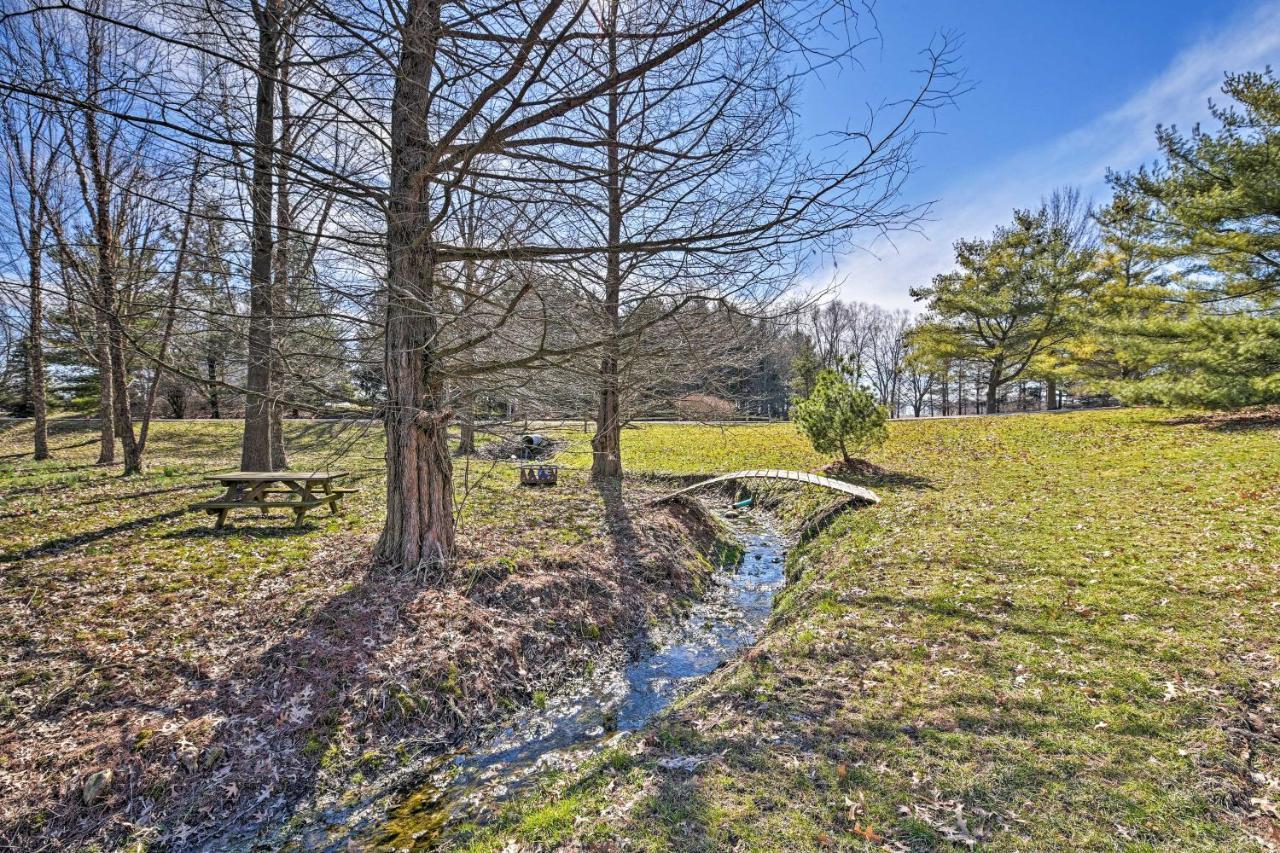 Nappanee Honey House Cabin - A Quiet Countryside Retreat! מראה חיצוני תמונה
