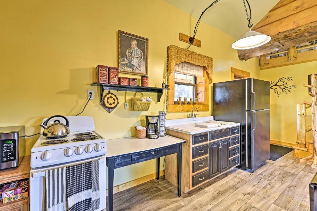Nappanee Honey House Cabin - A Quiet Countryside Retreat! מראה חיצוני תמונה