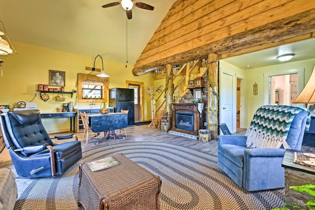 Nappanee Honey House Cabin - A Quiet Countryside Retreat! מראה חיצוני תמונה
