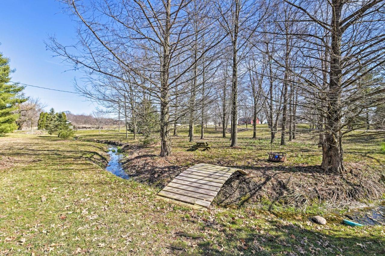 Nappanee Honey House Cabin - A Quiet Countryside Retreat! מראה חיצוני תמונה